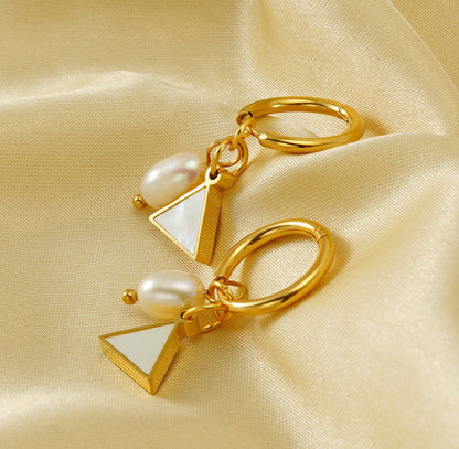 1 Pair Casual Simple Style Triangle Star Heart Shape Pearl Inlay Titanium Steel Shell 18K Gold Plated Drop Earrings