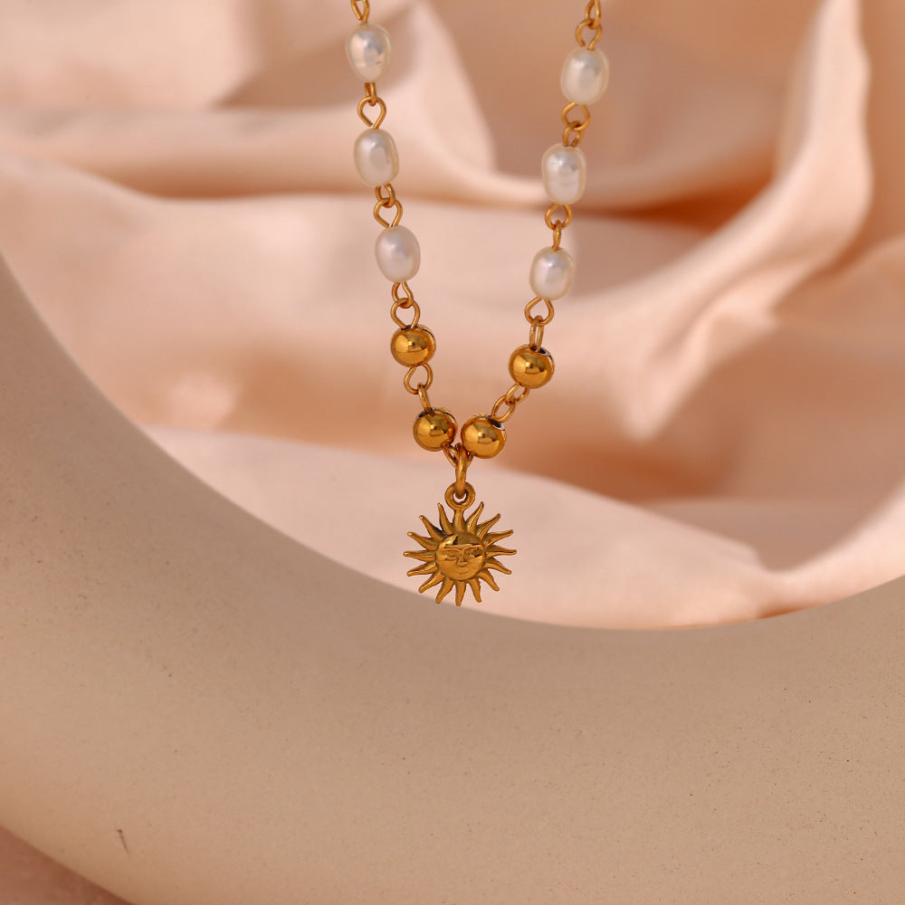 Retro Sun Stainless Steel Plating Pearl Pendant Necklace