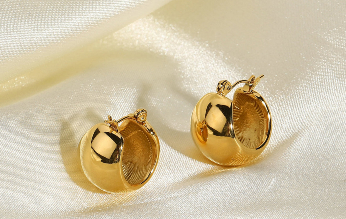 Simple Spherical Gold-plated Stainless Steel Earrings