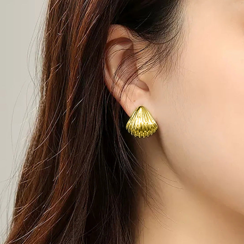 1 Pair Casual Simple Style Shell Plating Copper Ear Studs