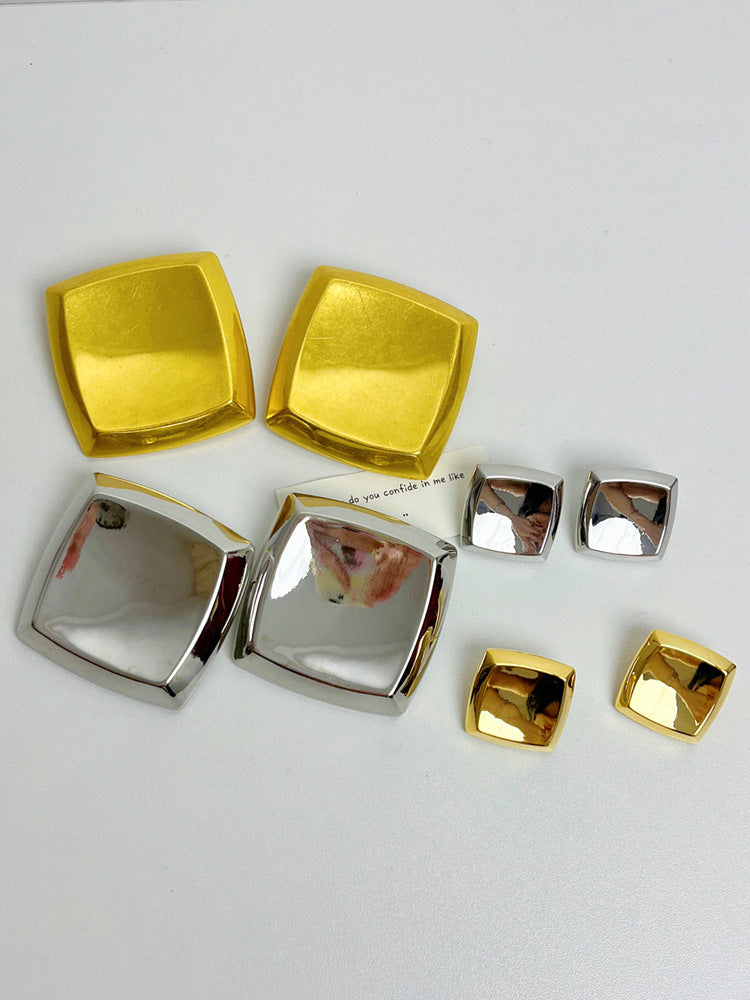 1 Pair Simple Style Geometric Plating Alloy Ear Studs