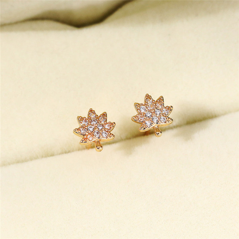 1 Pair Simple Style Shiny Maple Leaf Inlay Copper Zircon Ear Studs