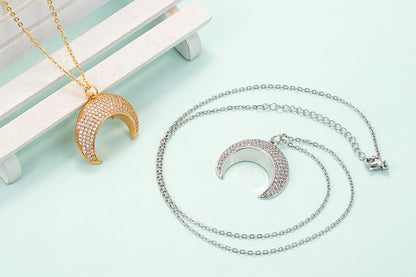 Fashion Simple Inlaid Zircon Crescent Horn Copper Necklace Jewelry
