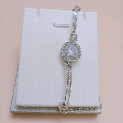 Fashion Round Rhinestone Pendant Bracelet Alloy Earrings Necklace Suit