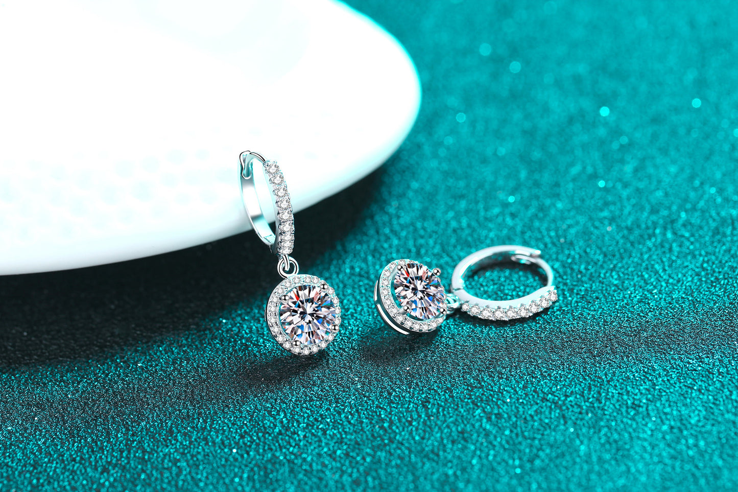 Luxurious Sweet Round Sterling Silver Moissanite Zircon Drop Earrings In Bulk