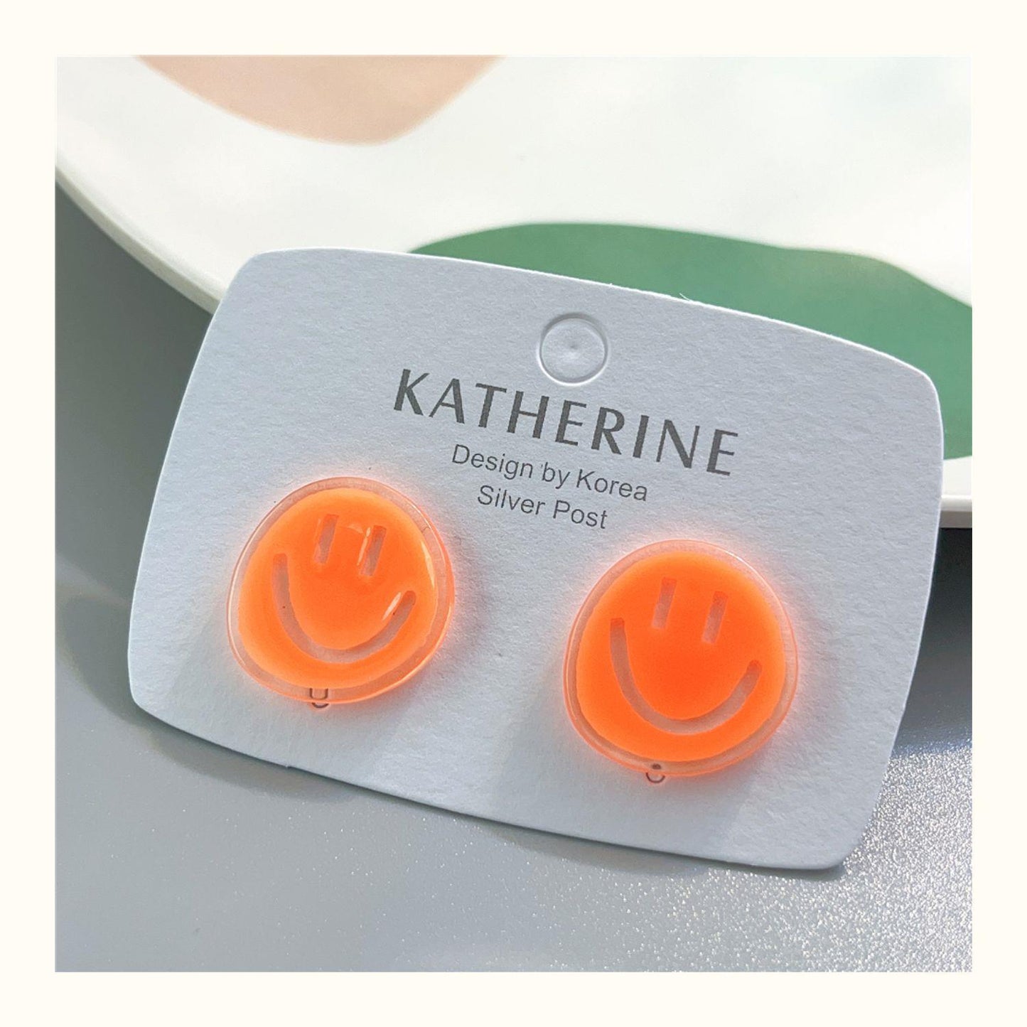 1 Pair Cute Smiley Face Enamel Arylic Ear Cuffs Ear Studs