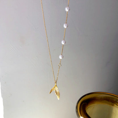 Fashion Fish Tail Alloy Inlay Artificial Pearls Necklace