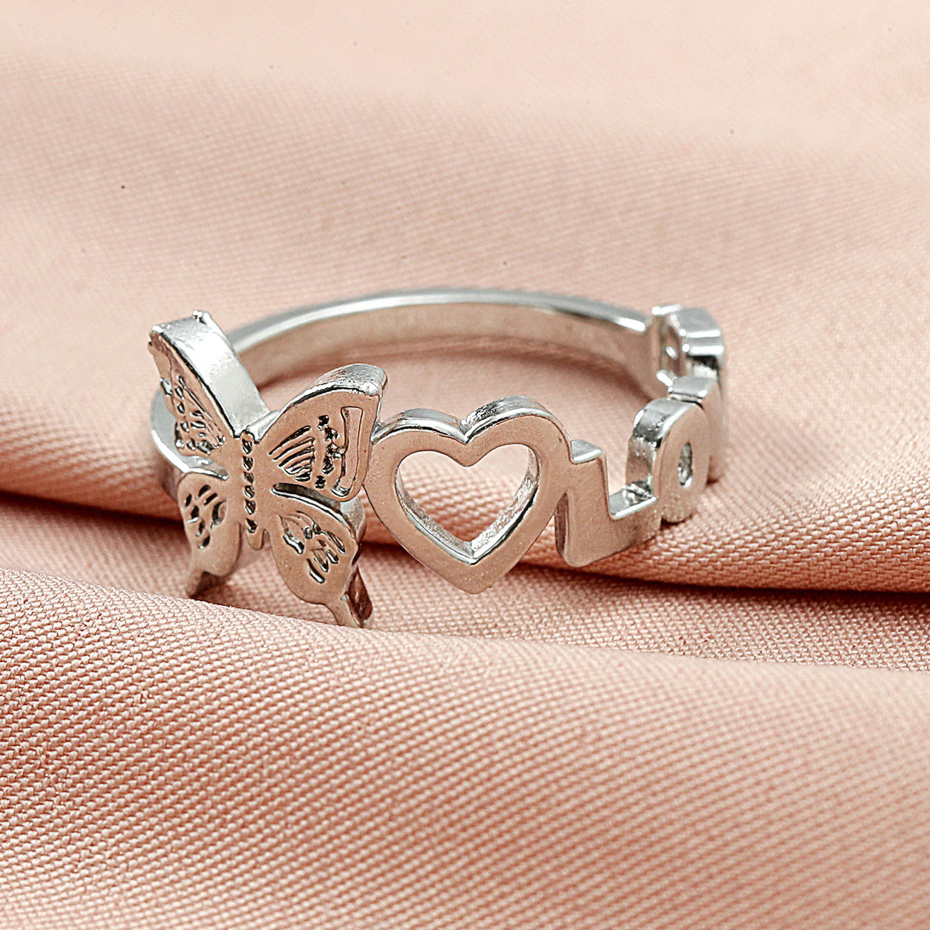 Fashion Hollow Butterfly Heart Ring