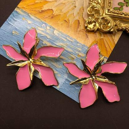 1 Pair Elegant Pastoral Streetwear Flower Enamel Plating Alloy Ear Studs