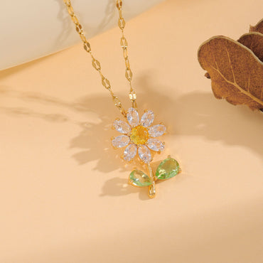 Minimalist Flower Stainless Steel Electroplating Necklaces