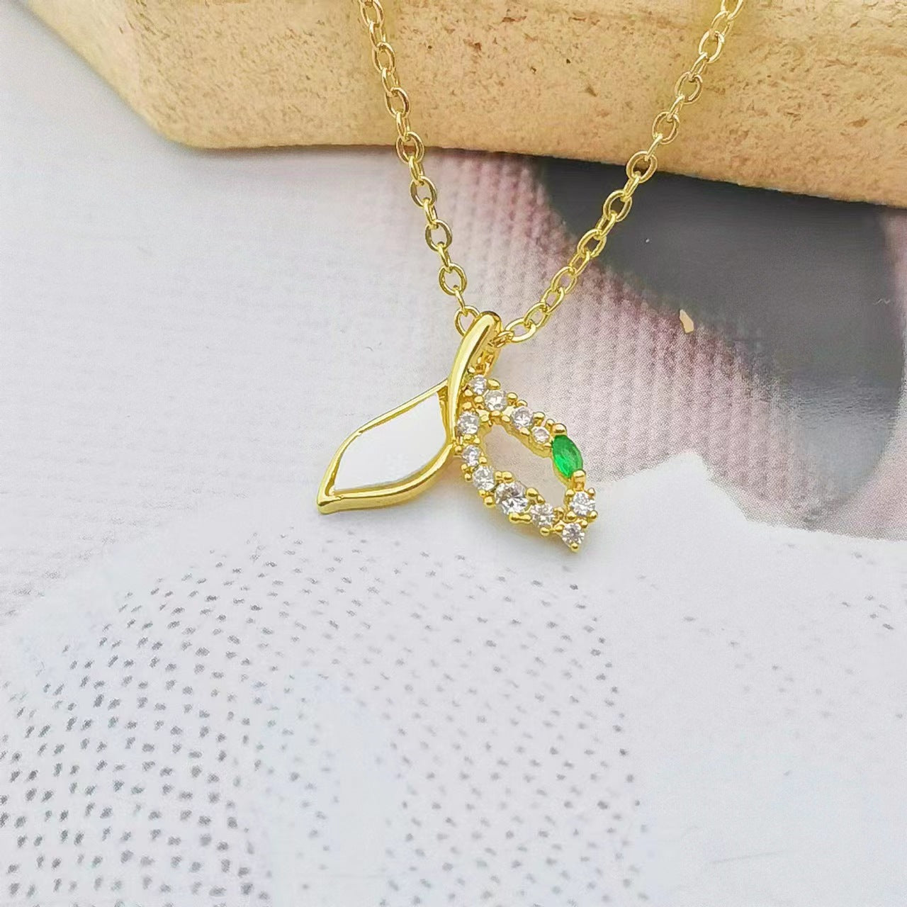 Simple Style Heart Shape Flower Titanium Steel Plating Inlay Artificial Gemstones Pendant Necklace