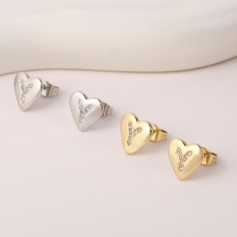 1 Pair Simple Style Letter Heart Shape Inlay Copper Rhinestones 18K Gold Plated White Gold Plated Ear Studs