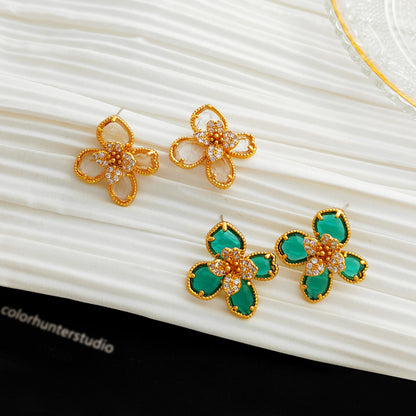 1 Pair Sweet Flower Copper Plating Glass Zircon Ear Studs