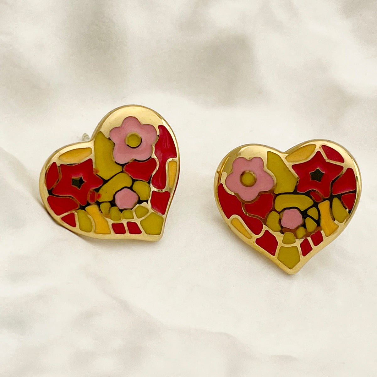 Retro Heart Shape Flower Stainless Steel Ear Studs 1 Pair