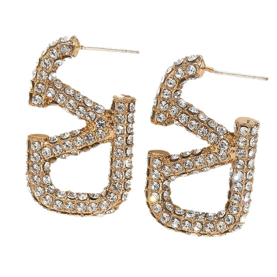 popular light luxury banquet letter V full diamond stud earrings women's independent station new alloy letter stud earrings