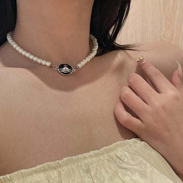 Women's Sweet And Cool Style Planet Imitation Pearl Alloy Necklace Necklaces