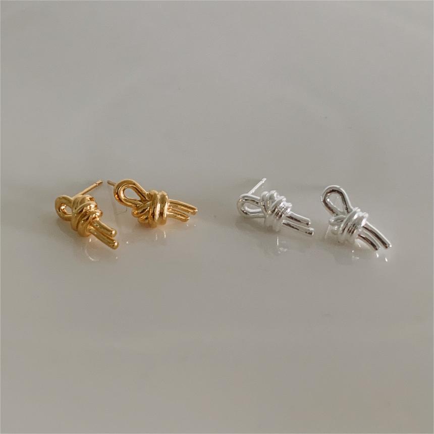 1 Pair Simple Style Knot Plating Sterling Silver Ear Studs