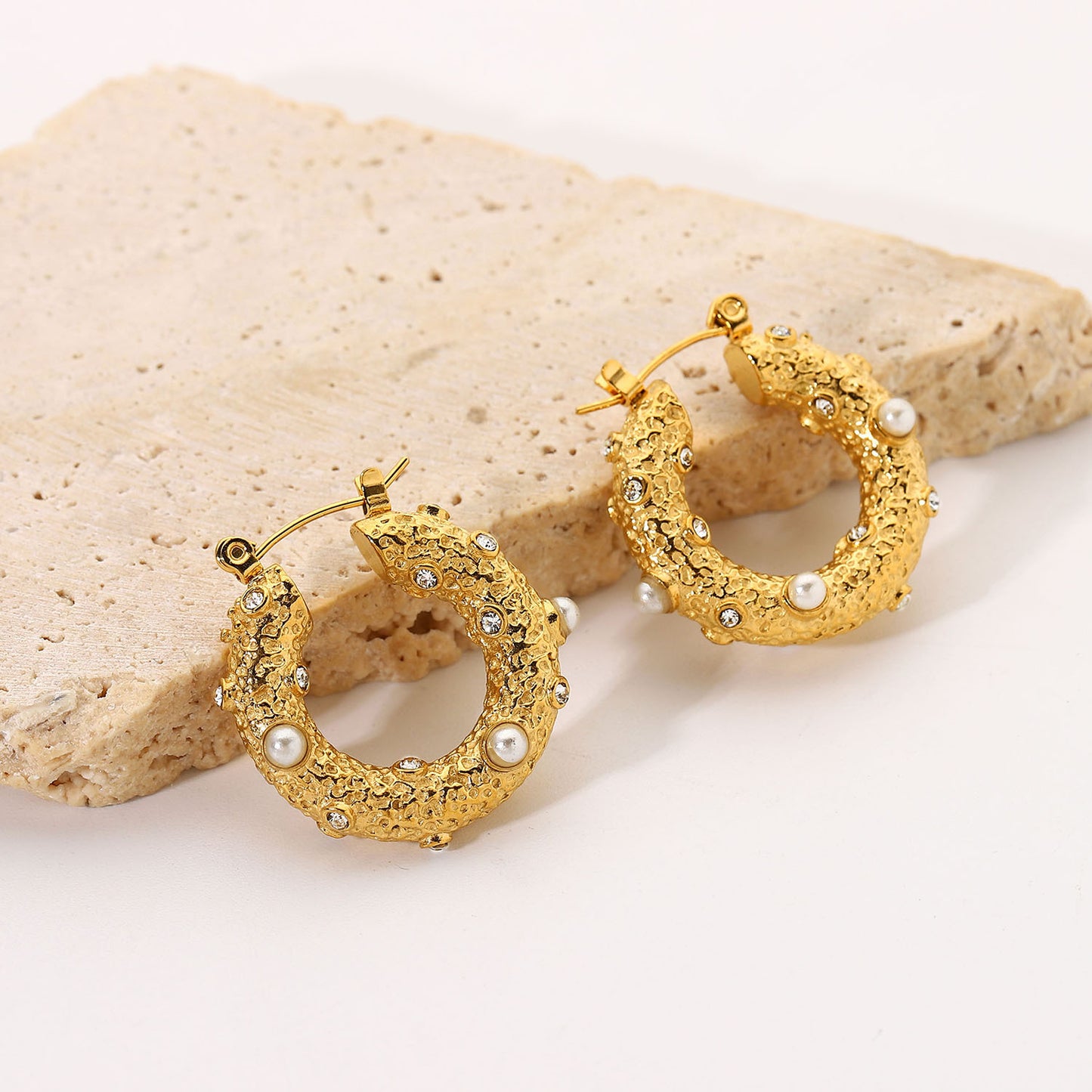 Fashion Pearl Hoop Earrings 18k Gold Stainless Steel Jewelry Hammer Cubic Zirconia Earrings