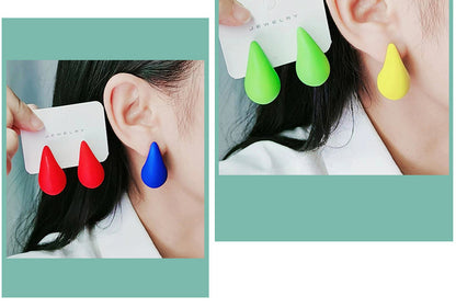 1 Pair Sweet Simple Style Water Droplets Solid Color Spray Paint Arylic Ear Studs