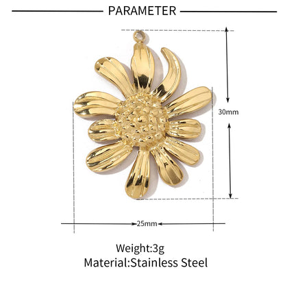 A Pack Of 3 16*23mm 201 Stainless Steel 18K Gold Plated Heart Shape Flower Polished Pendant