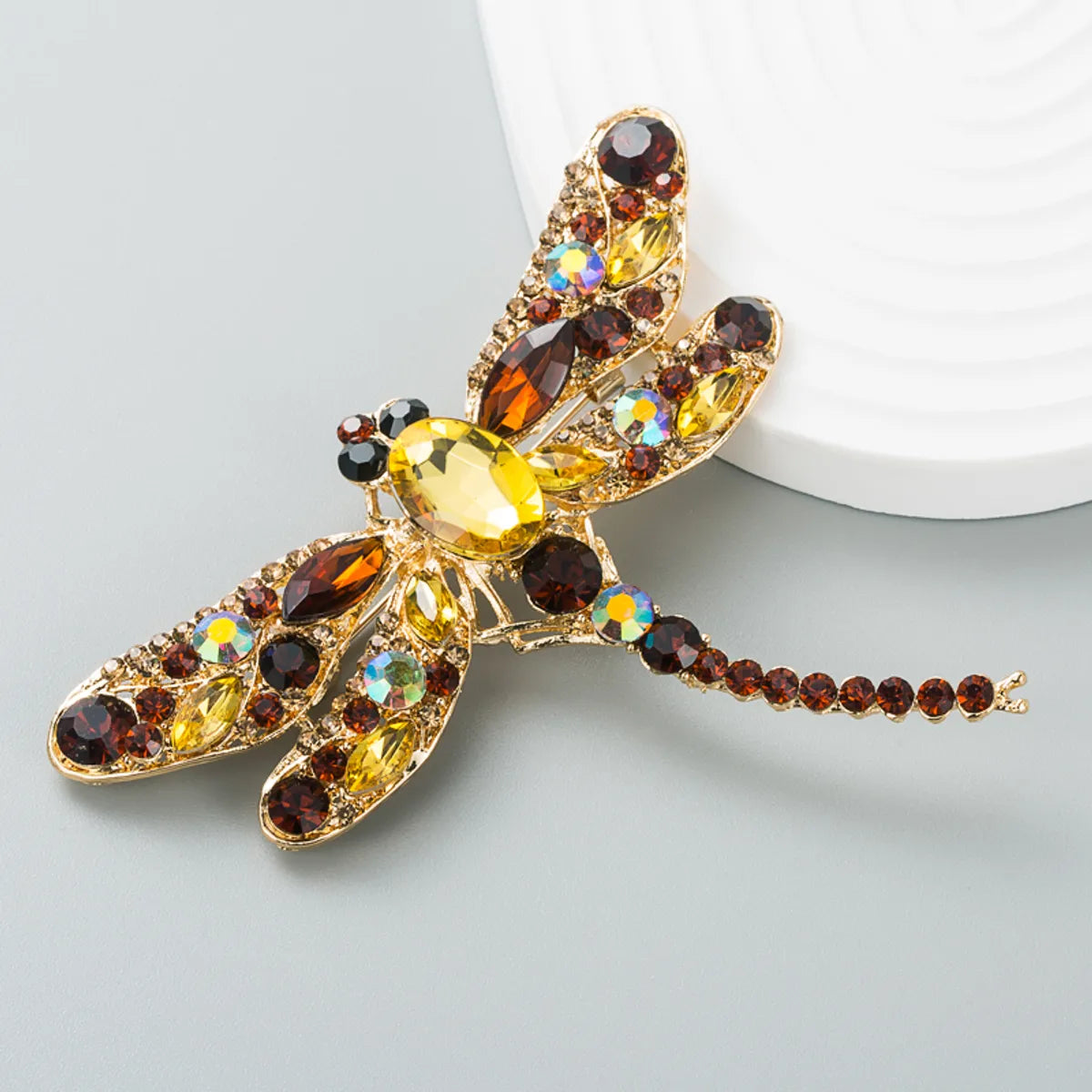 Alloy Diamond Super Flash Dragonfly Cartoon Brooch Female Pin Wholesale