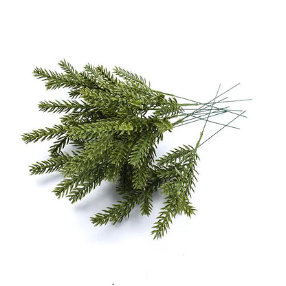 Hot Sale 17cm Stereo 7 Fork Pine Branches Simulation Plant  Christmas Pine Needle Branches Christmas Wreath Accessories