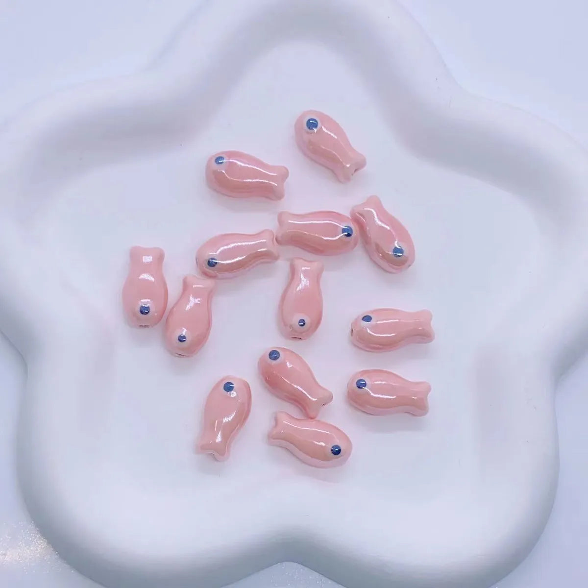 10 Pieces 10 * 20mm Hole 2~2.9mm Ceramics Fish Beads