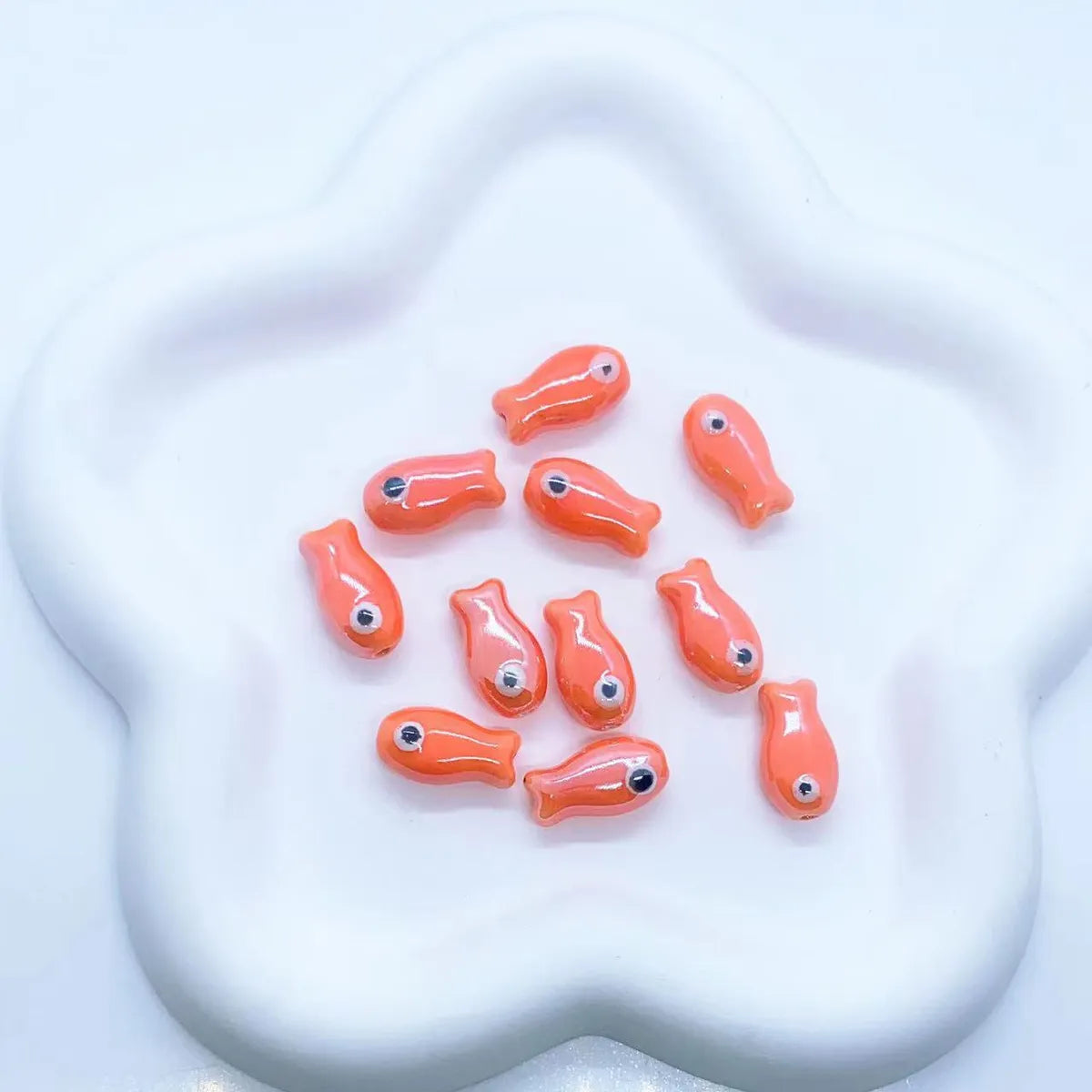 10 Pieces 10 * 20mm Hole 2~2.9mm Ceramics Fish Beads