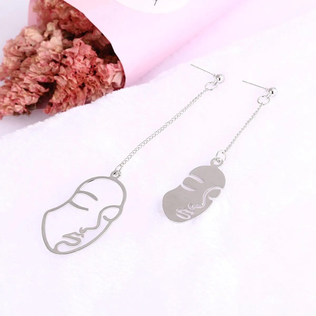 Artistic Human Face Alloy Asymmetrical Hollow Out Women'S Drop Earrings