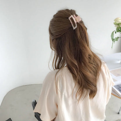 Autumn And Winter New Korean Acrylic Hair Accessories Girl Fresh Hairpin Large Temperament Female Hair Catch