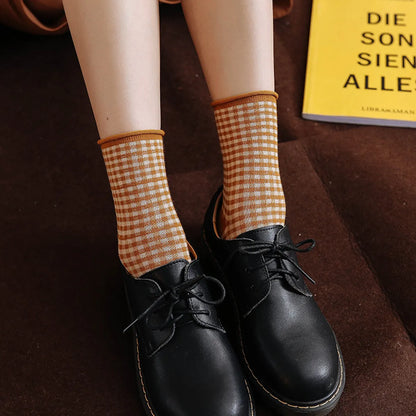 Autumn And Winter Retro Casual Small Square Lattice Ladies Mid-Tube Socks Wholesale