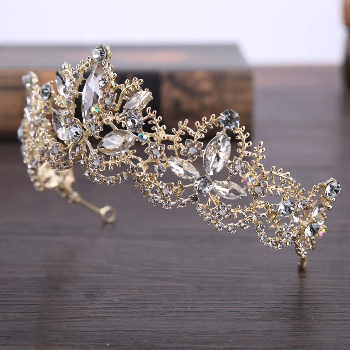 Baroque Style Flower Alloy Artificial Rhinestones Crown