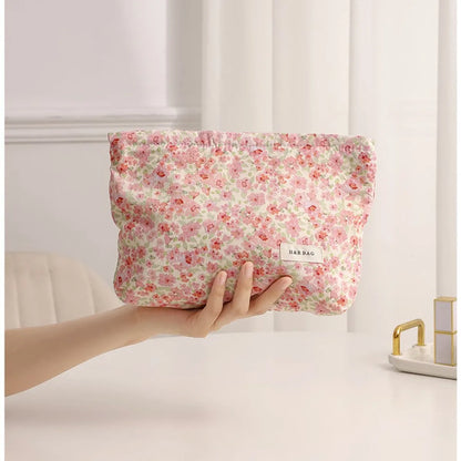 Basic Classic Style Ditsy Floral Cotton Square Makeup Bags