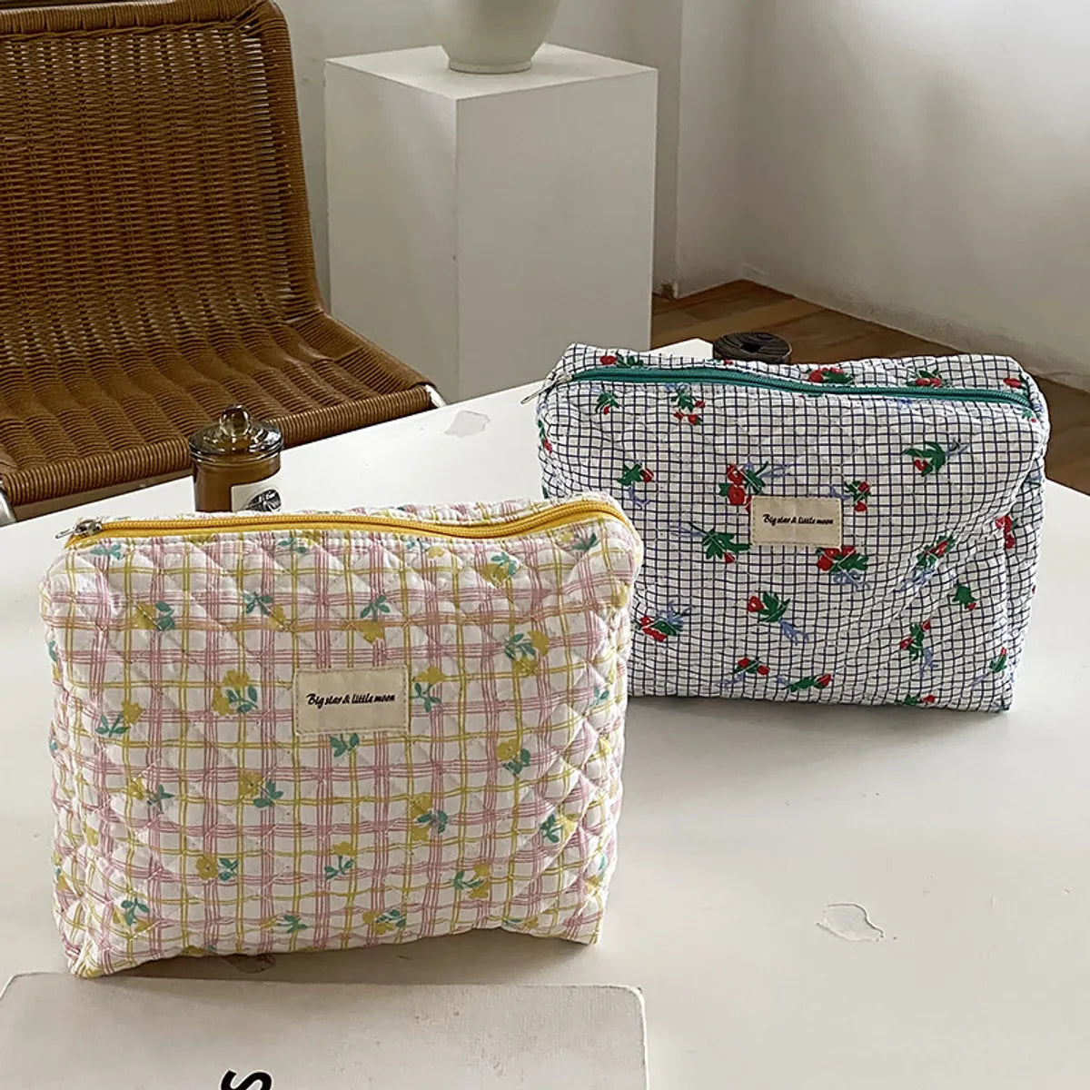 Basic Classic Style Flower Cotton Square Makeup Bags