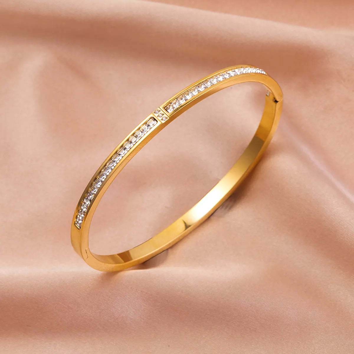 Basic Classic Style Round Titanium Steel Inlay Zircon Bangle