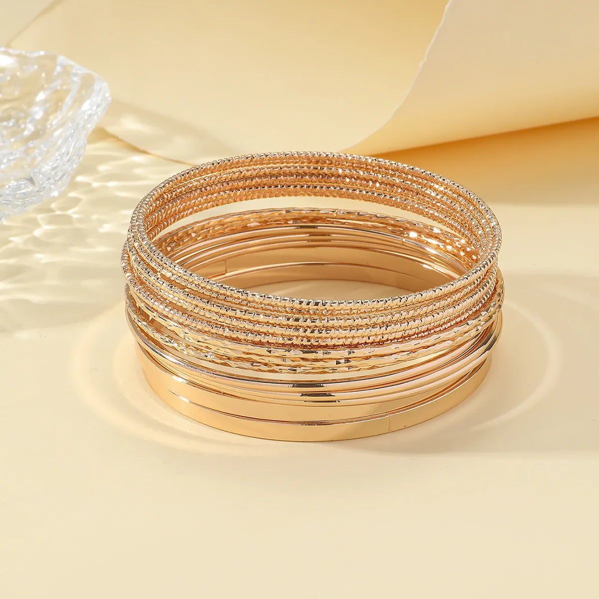 Basic Classic Style Solid Color Alloy Wholesale Bangle