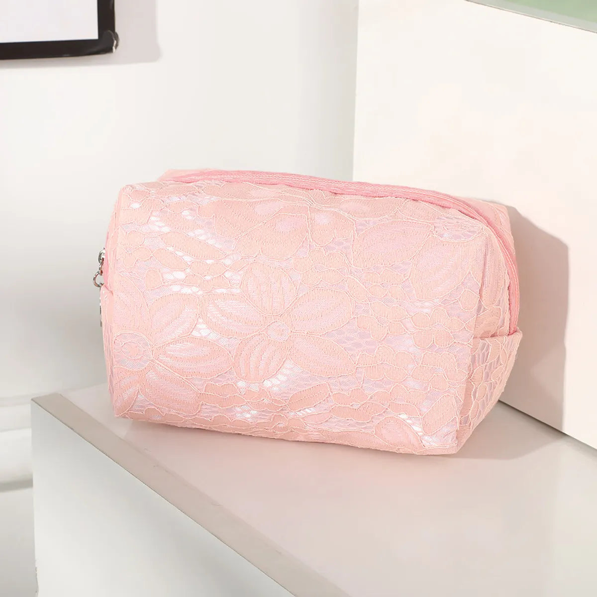 Basic Classic Style Solid Color Flower Polyester Lace Square Makeup Bags