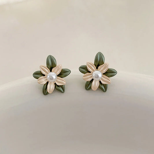 Basic Flower Alloy Inlay Pearl Women's Ear Studs