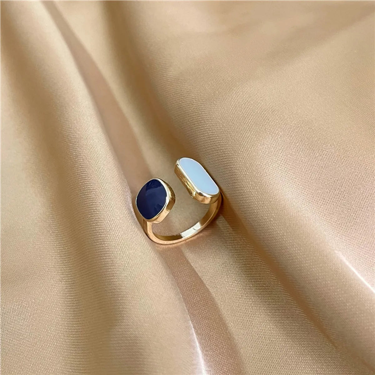 Basic Geometric Alloy Enamel Women's Rings