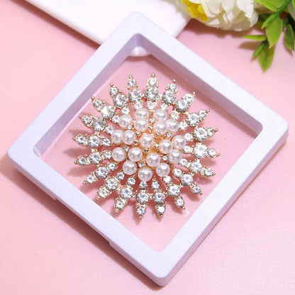 Basic Modern Style Classic Style Animal Flower Alloy Plating Inlay Artificial Pearls Rhinestones Women'S Brooches