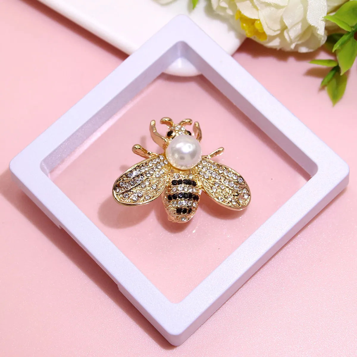 Basic Modern Style Classic Style Animal Flower Alloy Plating Inlay Artificial Pearls Rhinestones Women'S Brooches