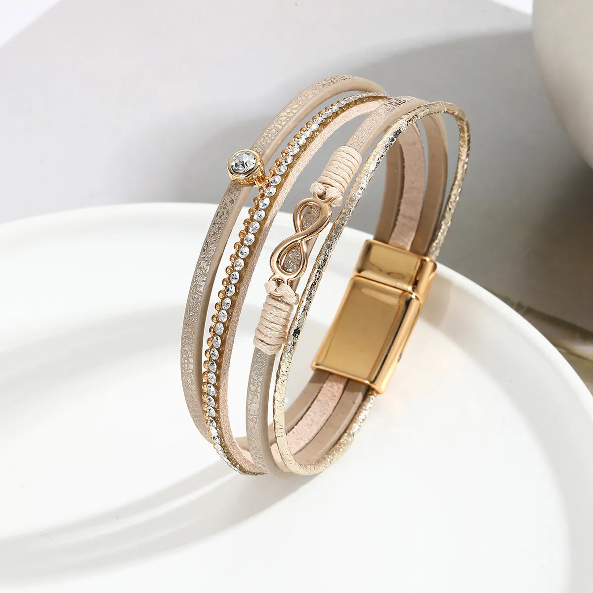 Basic Modern Style Classic Style Infinity Pu Leather Layered Women'S Bracelets