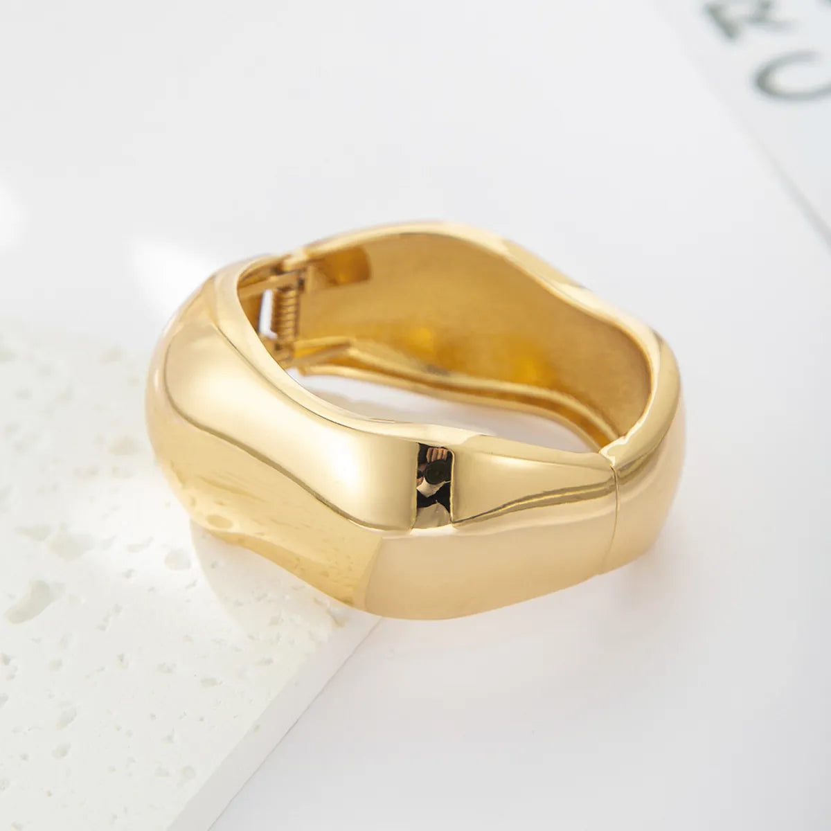 Basic Modern Style Solid Color Alloy Plating Women's Bangle