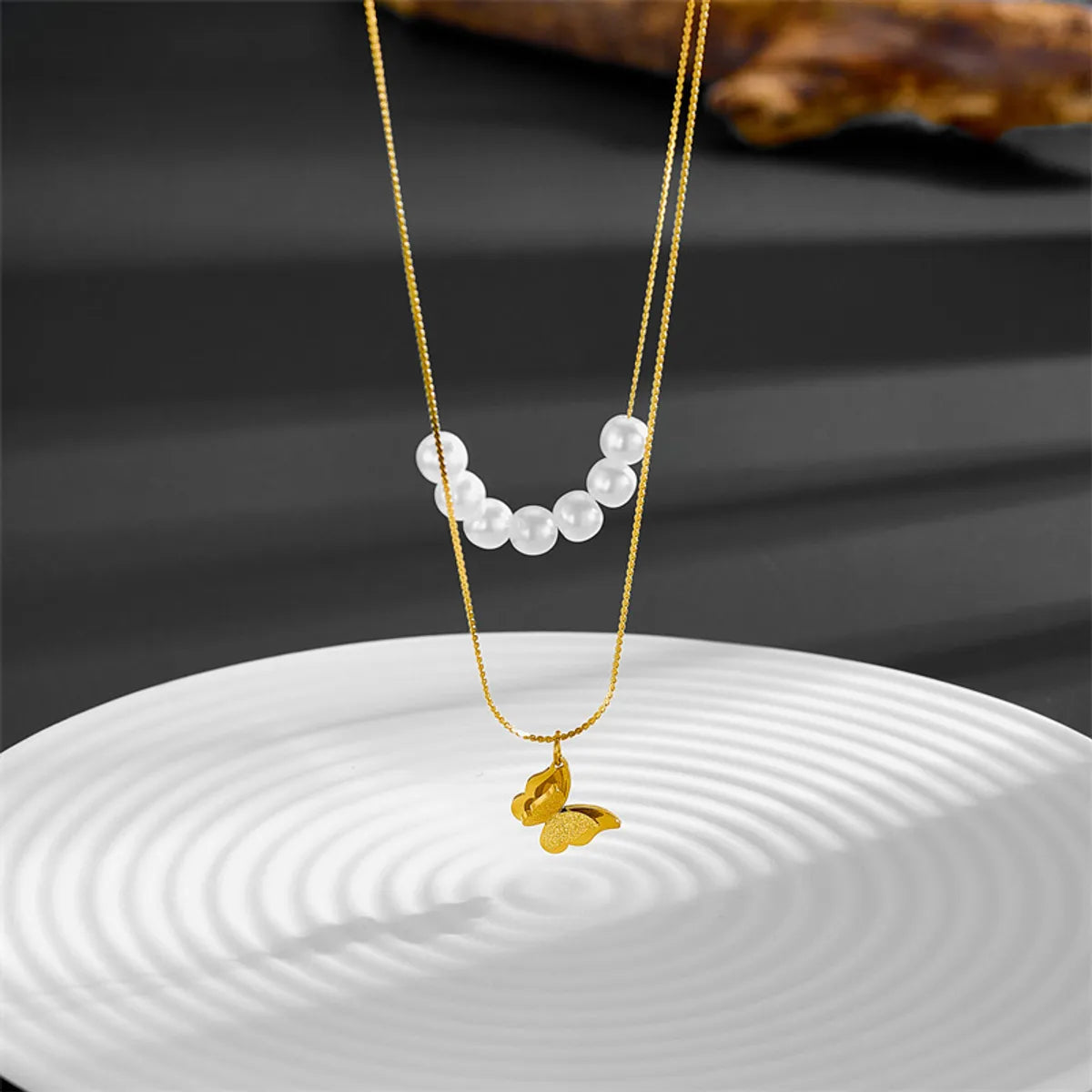 Basic Retro Butterfly Imitation Pearl Titanium Steel Layered Necklaces