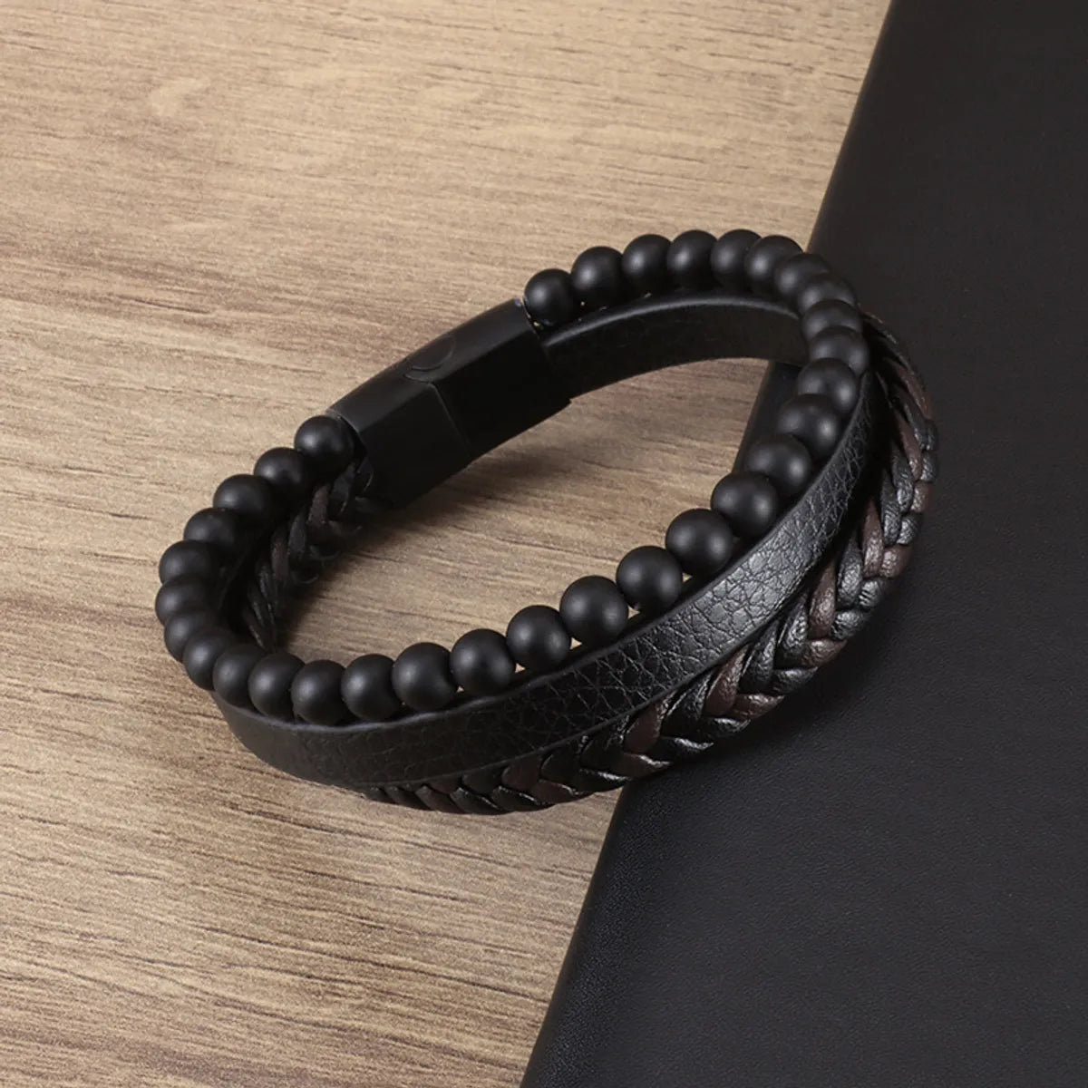 Basic Retro Solid Color Pu Leather Men'S Bangle