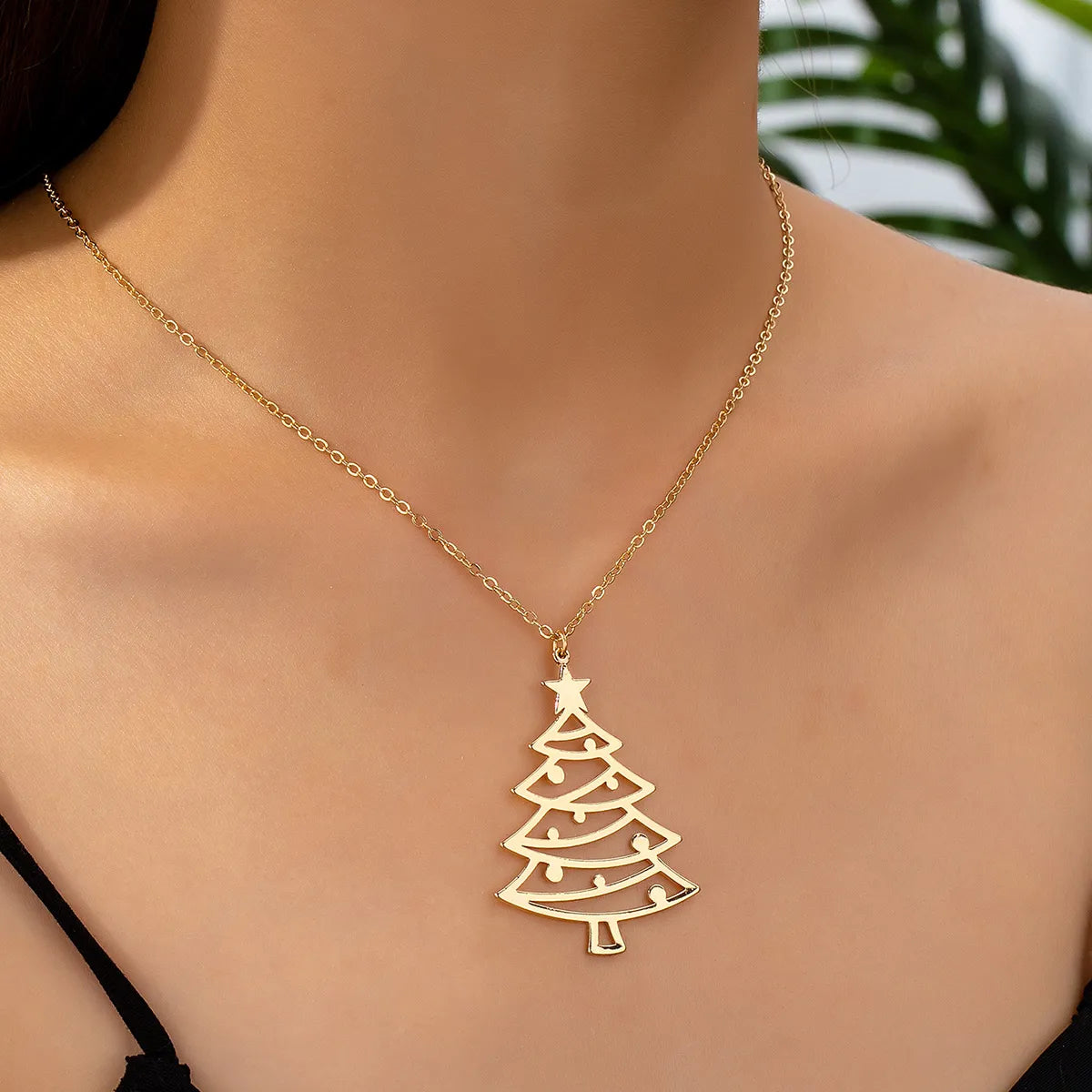 Basic Simple Style Christmas Tree Iron Wholesale Pendant Necklace