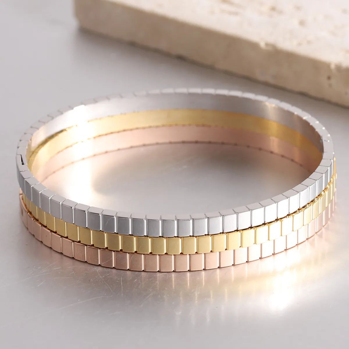 Basic Solid Color Stainless Steel Bangle In Bulk