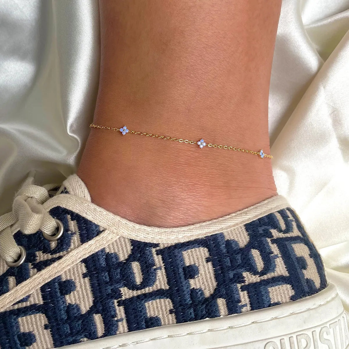 Flower Inlaid Gold Gem Women's Anklet