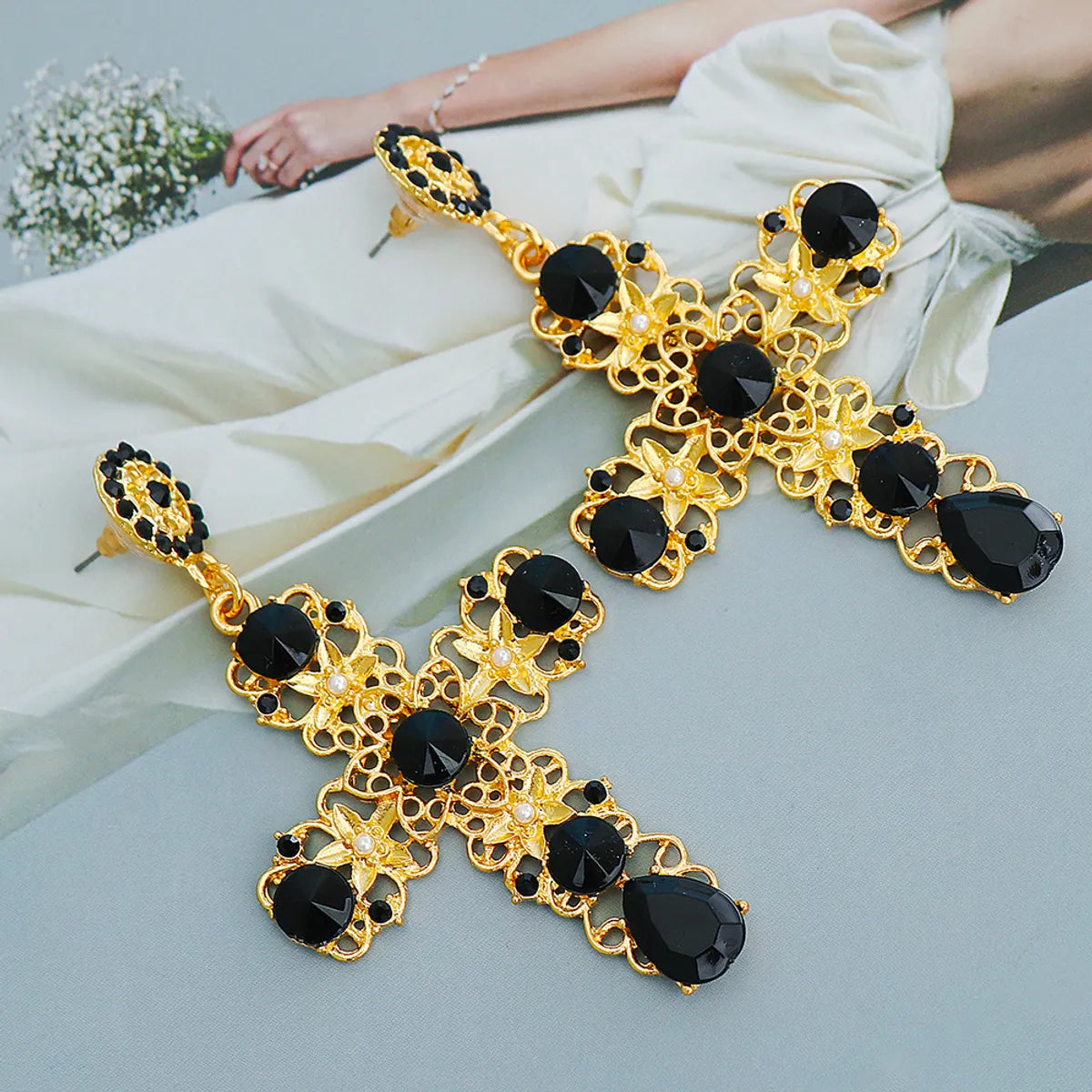 Fashion Geometric Diamond Alloy Earrings Ear Studs