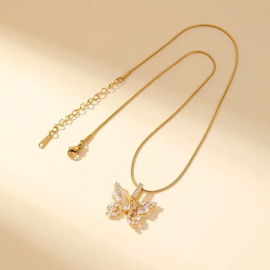 Brass Irregular Plating Butterfly Zircon Pendant Necklace